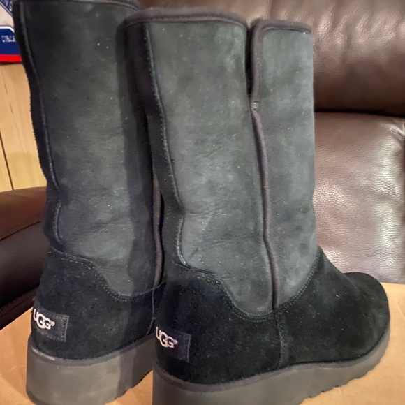 ugg amie 10